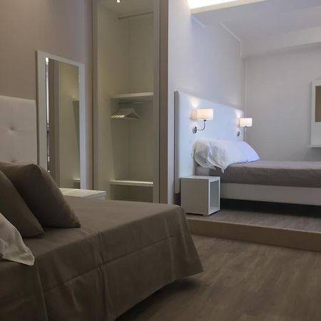 Hotel Ardea Riccione Extérieur photo