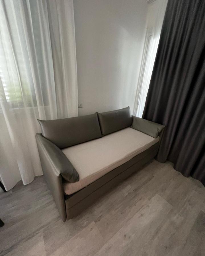 Hotel Ardea Riccione Extérieur photo