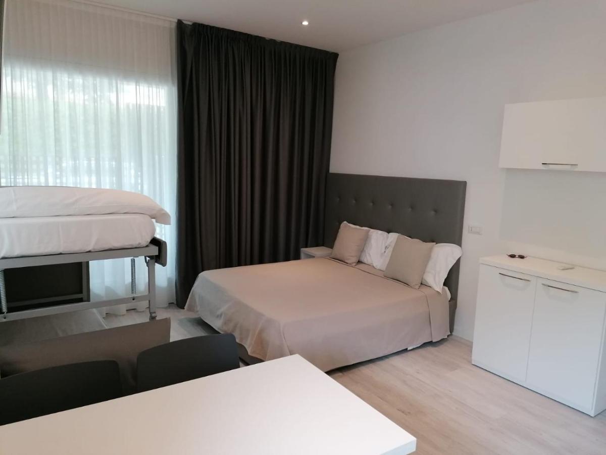 Hotel Ardea Riccione Extérieur photo