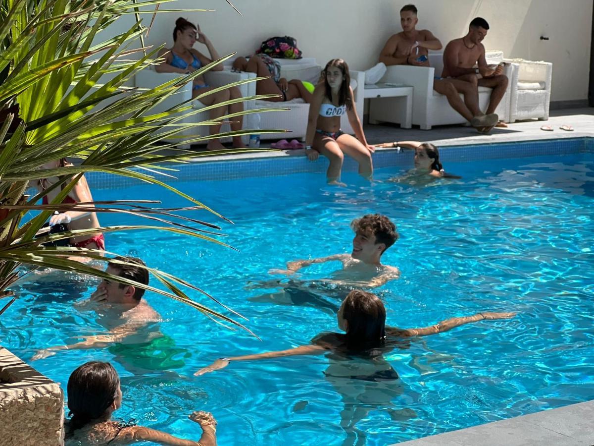 Hotel Ardea Riccione Extérieur photo
