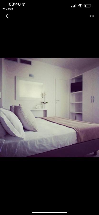 Hotel Ardea Riccione Extérieur photo