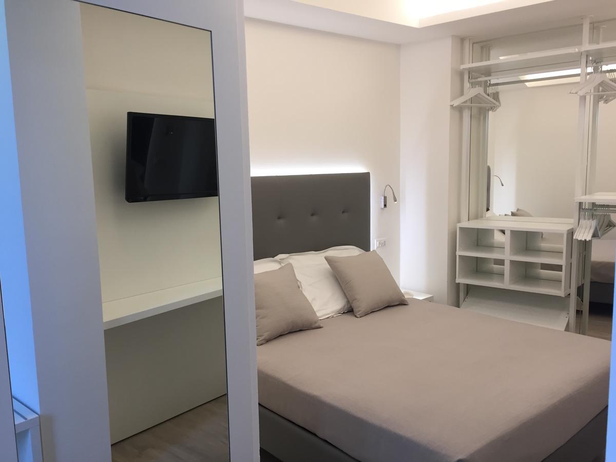 Hotel Ardea Riccione Extérieur photo
